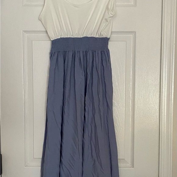 NWT Cupshe Blue & White Ruffled Scoop Neck A-Line Dress Size XS - Picture 6 of 8